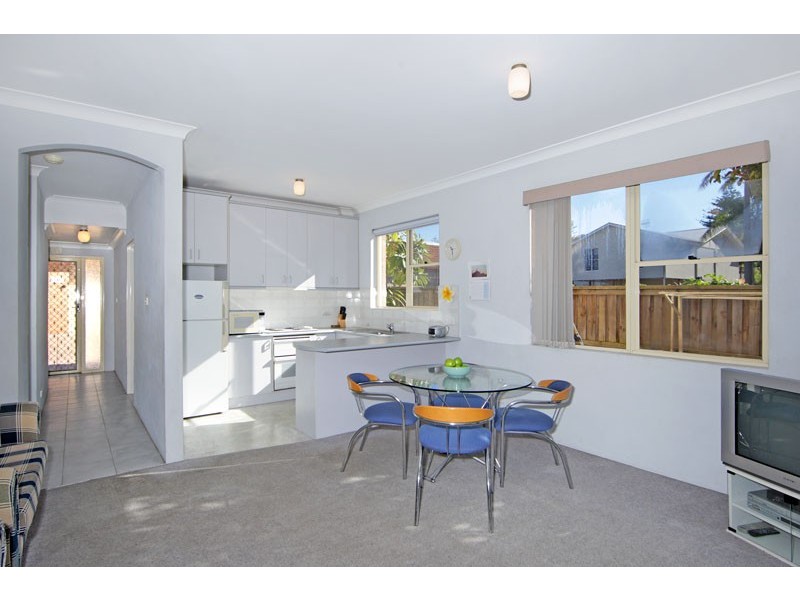 3/13 Charlton Street, Toowoon Bay NSW 2261