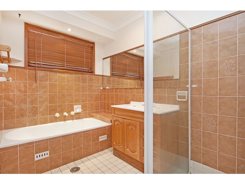 31 Belford Avenue, Bateau Bay NSW 2261