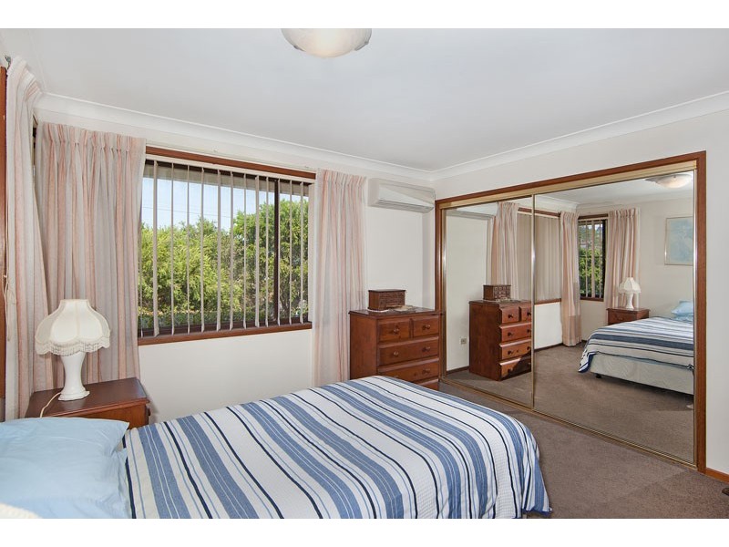 31 Belford Avenue, Bateau Bay NSW 2261