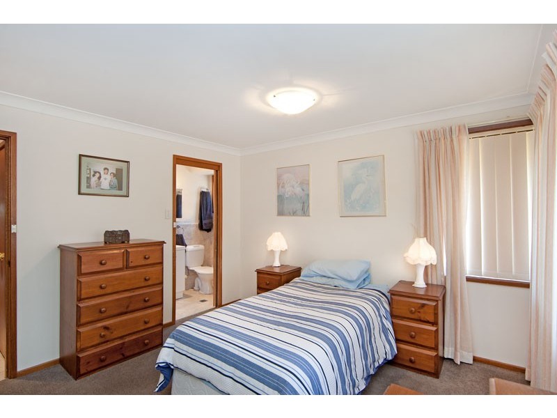 31 Belford Avenue, Bateau Bay NSW 2261