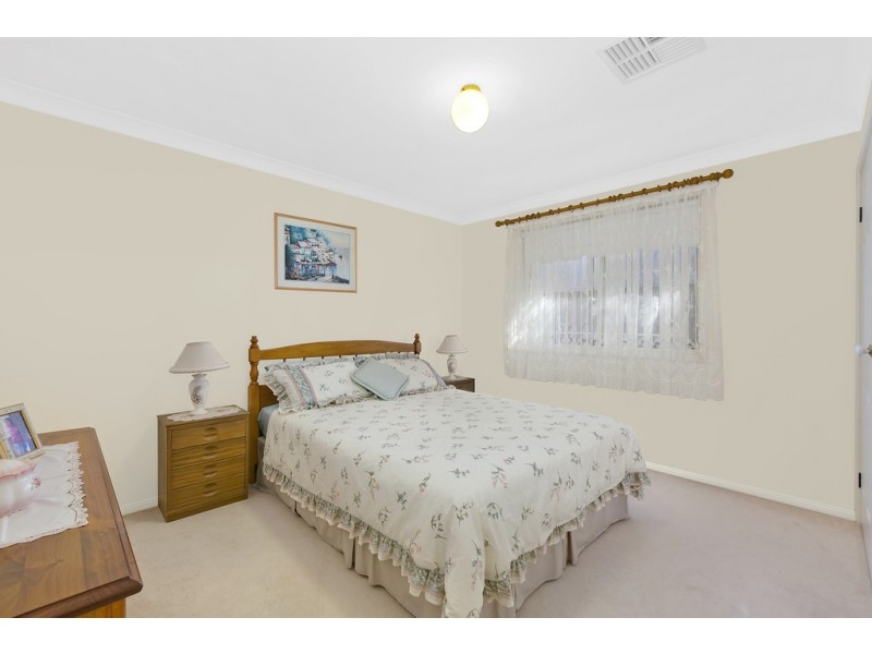 77 Sir Joseph Banks Drive, Bateau Bay NSW 2261