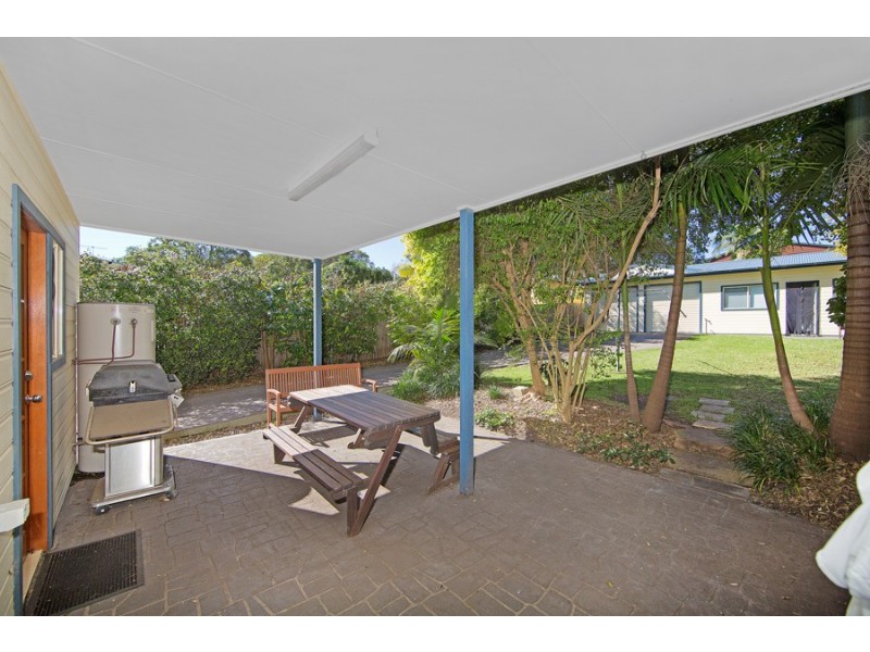 718 The Entrance Road, Bateau Bay NSW 2261