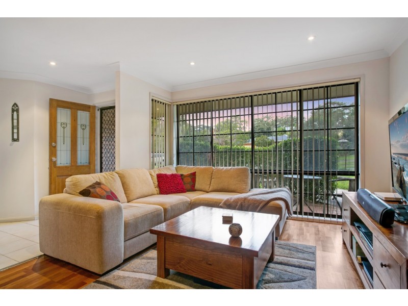 9 Bosun Close, Bateau Bay NSW 2261