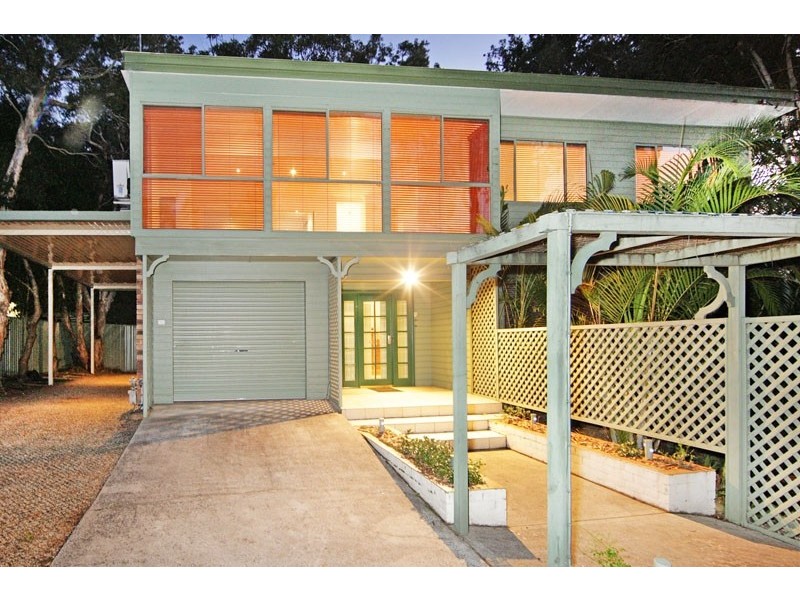 1 Harbour Street, Bateau Bay NSW 2261