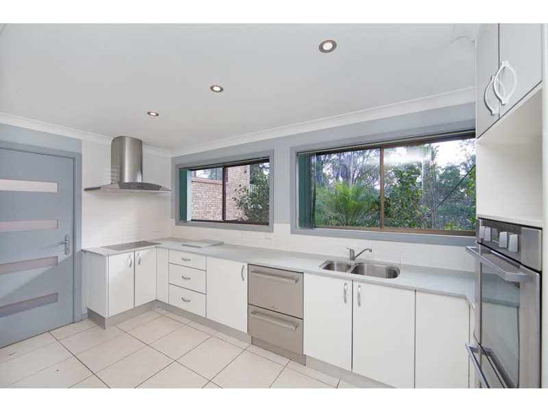 22 Northview Drive, Bateau Bay NSW 2261