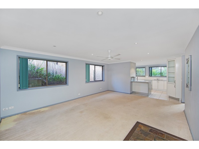 22 Northview Drive, Bateau Bay NSW 2261