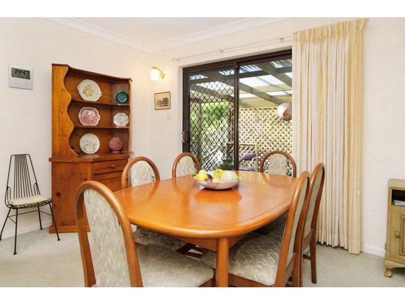 22 Hilltop Street, Bateau Bay NSW 2261