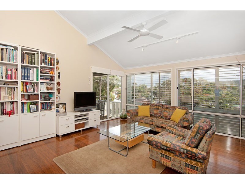 40 Hopetoun Street, Forresters Beach NSW 2260