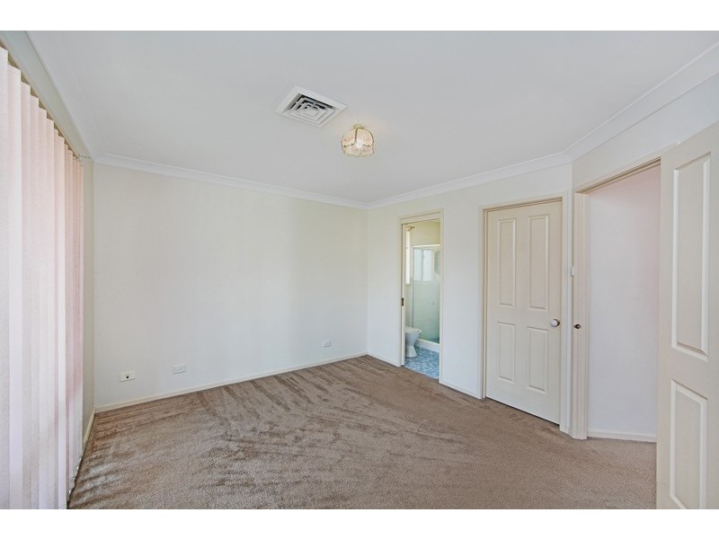 77 Bateau Bay Road, Bateau Bay NSW 2261
