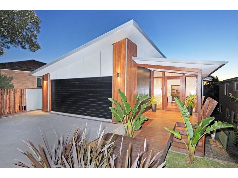 33 Stephenson Road, Bateau Bay NSW 2261