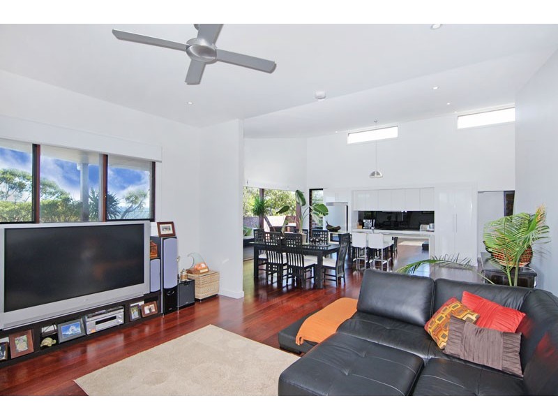 33 Stephenson Road, Bateau Bay NSW 2261