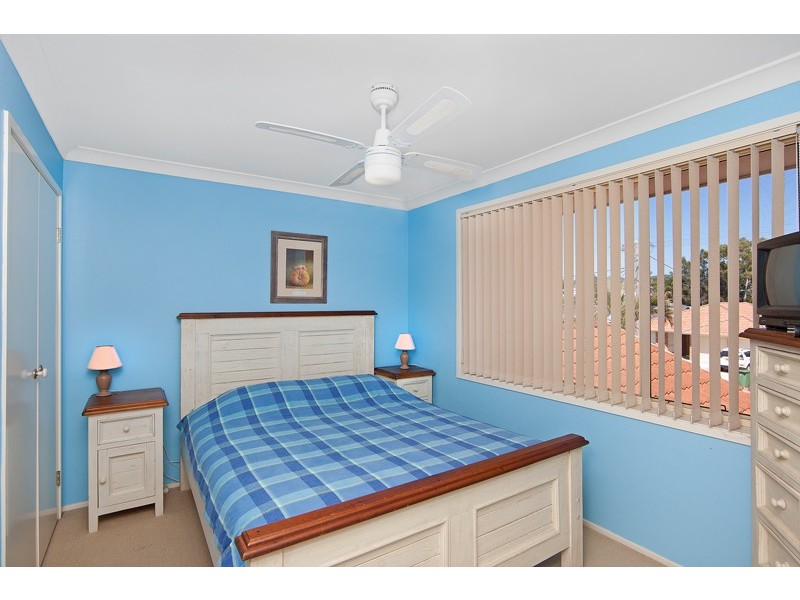 20 Hume Boulevard, Killarney Vale NSW 2261