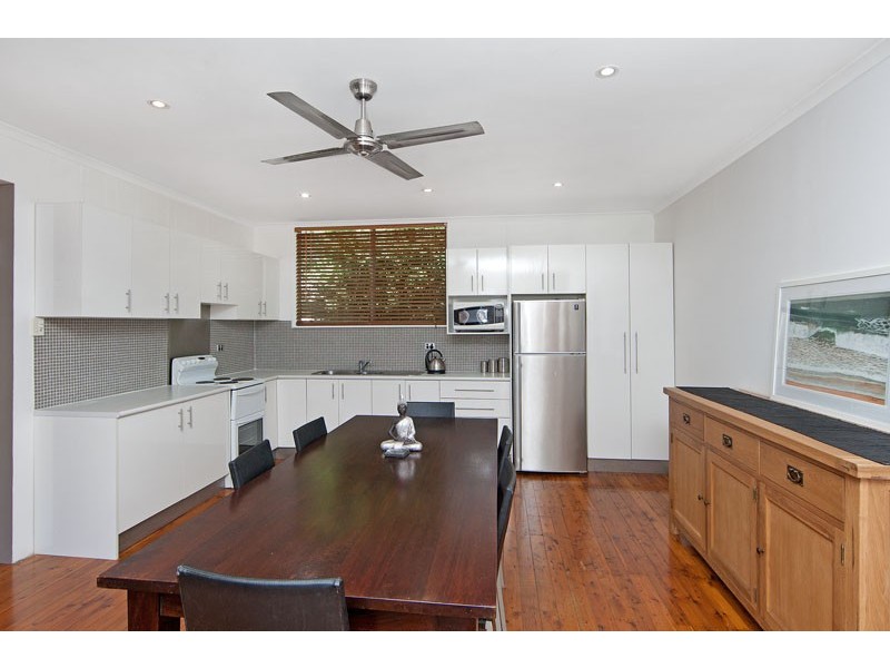 502 The Entrance Road, Bateau Bay NSW 2261