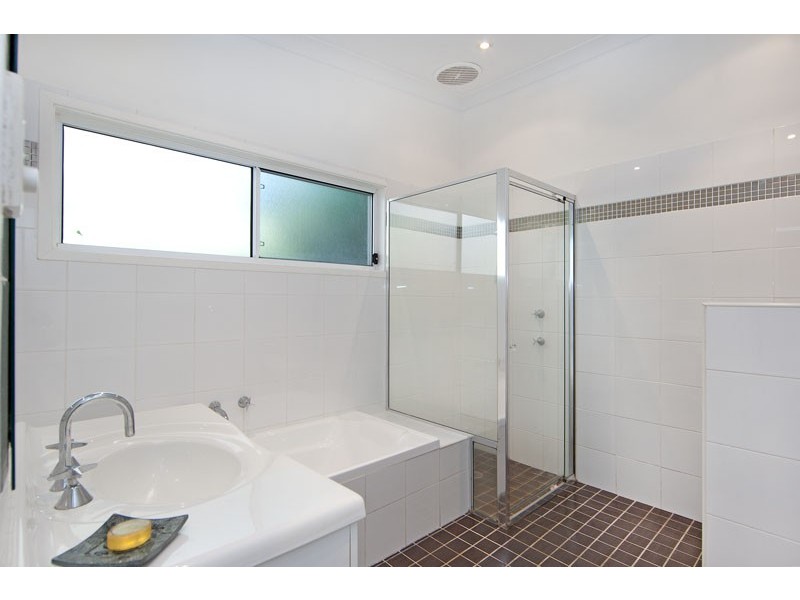 502 The Entrance Road, Bateau Bay NSW 2261