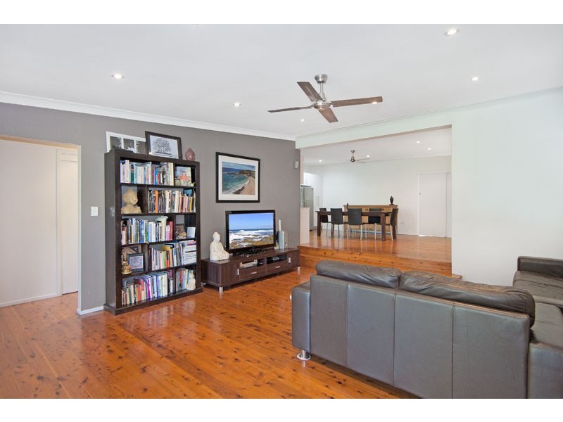 502 The Entrance Road, Bateau Bay NSW 2261