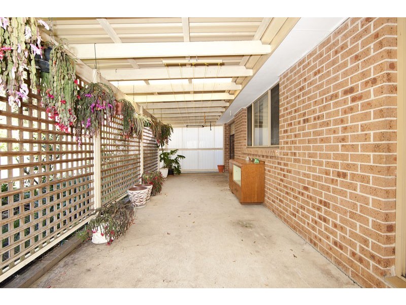 176 Cresthaven Avenue, Bateau Bay NSW 2261