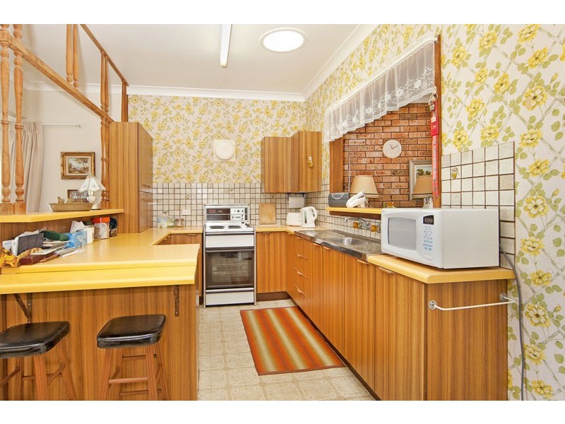 19 Norahview Street, Bateau Bay NSW 2261