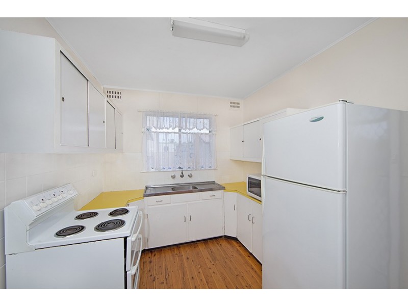 19 Bass Avenue, Killarney Vale NSW 2261