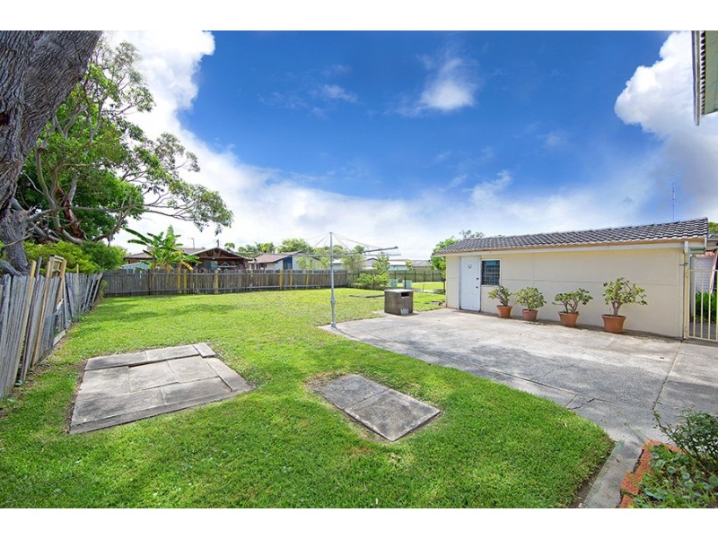 19 Bass Avenue, Killarney Vale NSW 2261