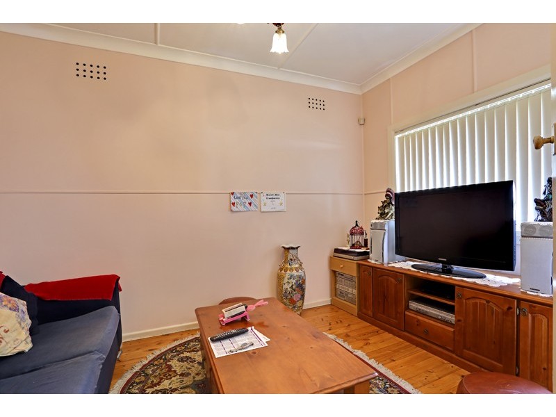 55 Bay Road, Blue Bay NSW 2261