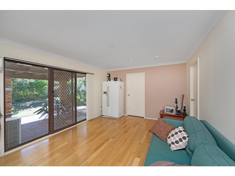3 Bosun Close, Bateau Bay NSW 2261