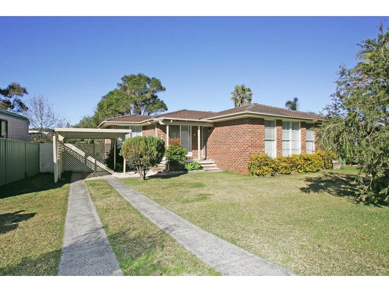 25 Sierra Avenue, Bateau Bay NSW 2261