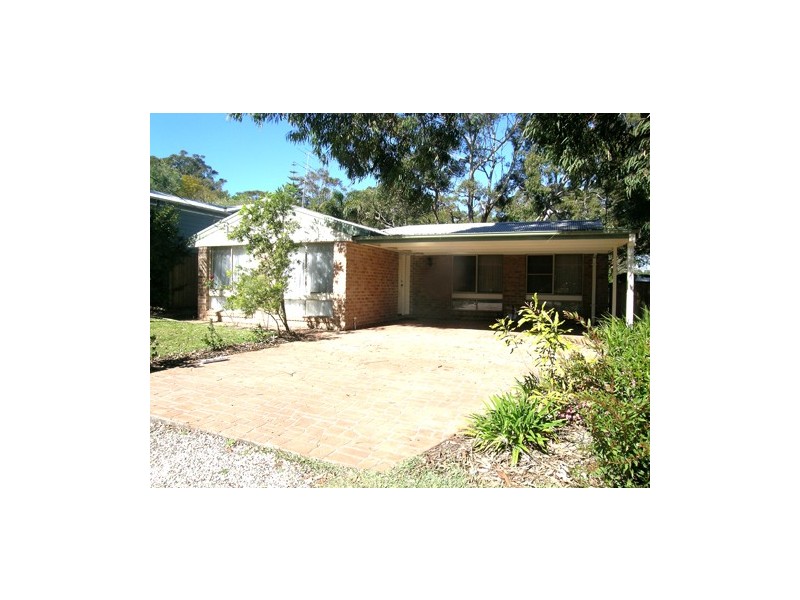 9 Altona Avenue, Bateau Bay NSW 2261