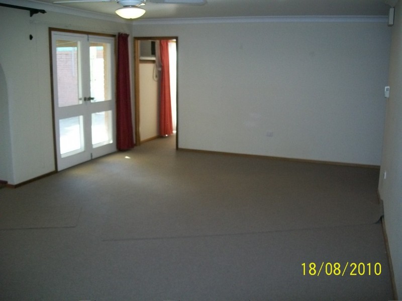 24 Blue Bell Drive, Wamberal NSW 2260