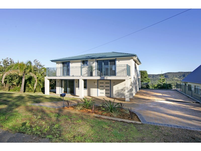 1 Yumbool Close, Forresters Beach NSW 2260