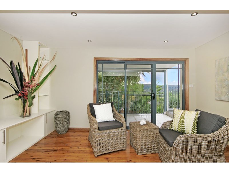 1 Yumbool Close, Forresters Beach NSW 2260