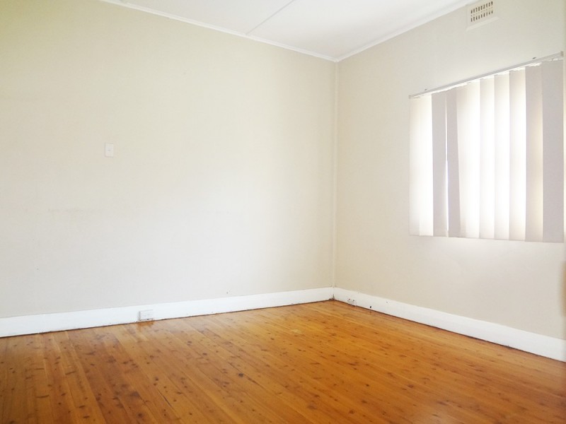 18 Gordon Road, Long Jetty NSW 2261