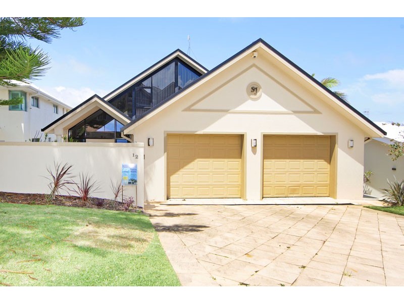 12 South Scenic, Forresters Beach NSW 2260