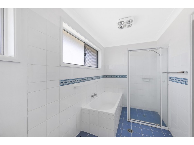 1 Belford Avenue, Bateau Bay NSW 2261