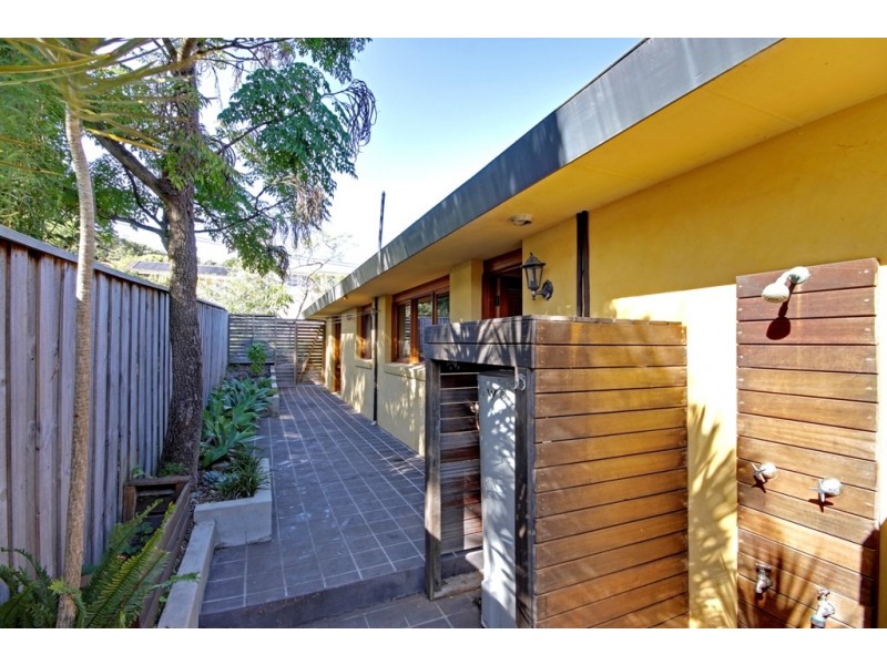 21 Lavinia Street, Forresters Beach NSW 2260