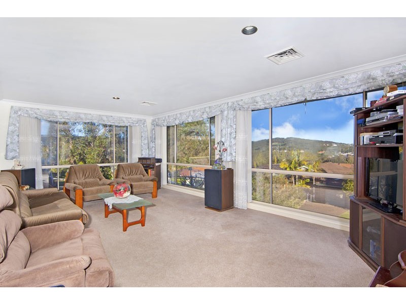 8 Epsom Place, Bateau Bay NSW 2261