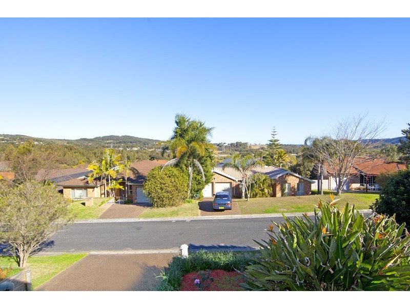 8 Epsom Place, Bateau Bay NSW 2261