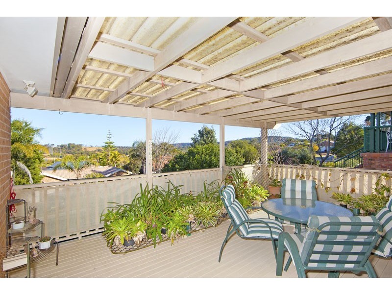 8 Epsom Place, Bateau Bay NSW 2261