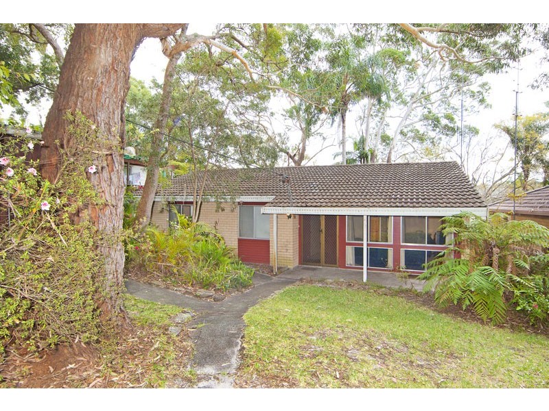 10 Yaruga Street, Bateau Bay NSW 2261