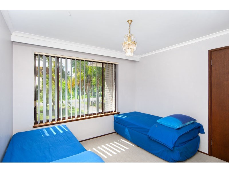 8 Adelaide Street, Killarney Vale NSW 2261