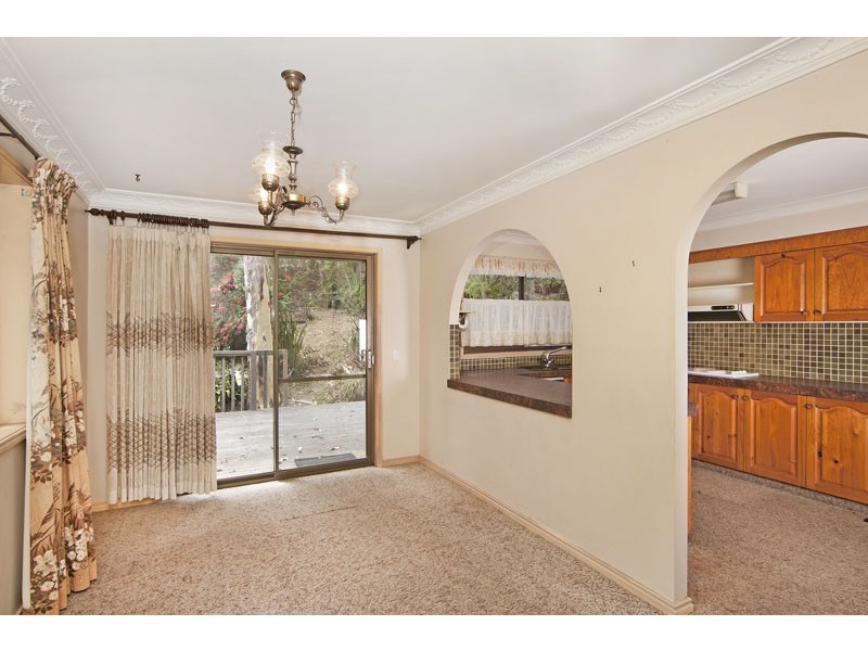 12 Northview Drive, Bateau Bay NSW 2261