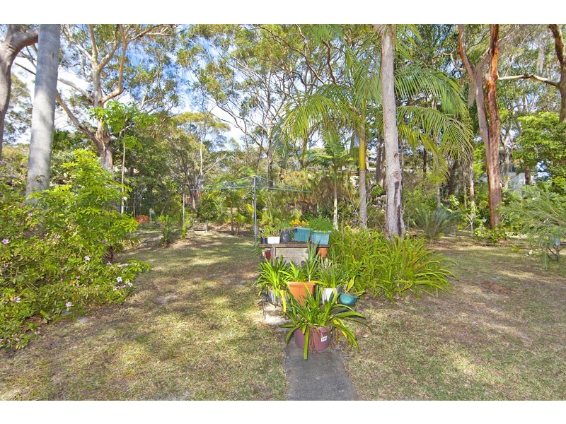19 Norahview Street, Bateau Bay NSW 2261