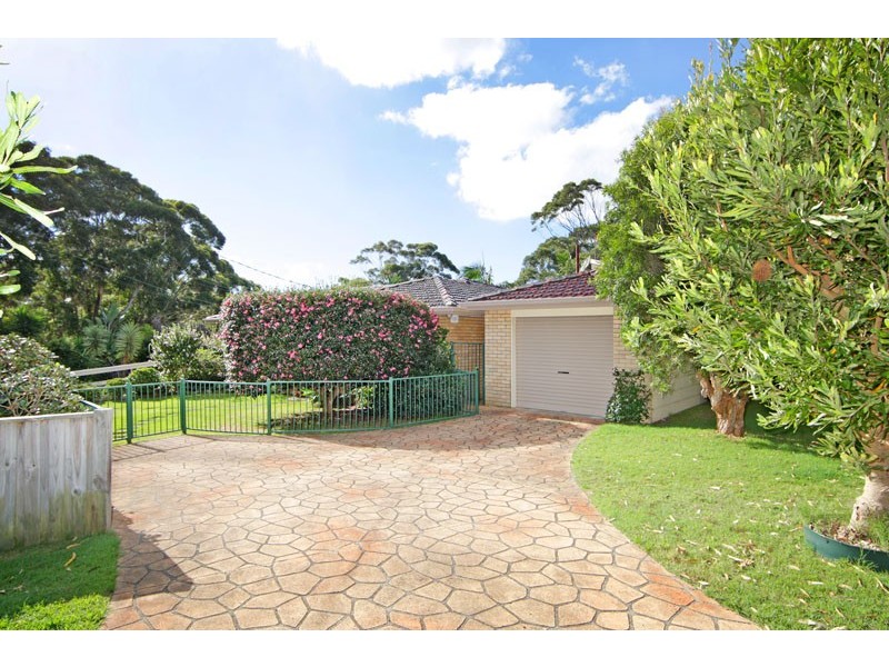 22 Hilltop Street, Bateau Bay NSW 2261