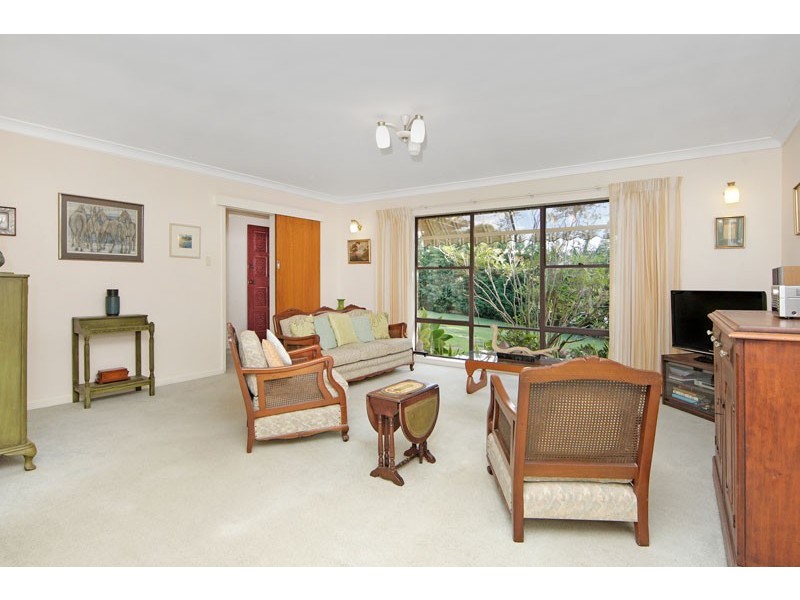 22 Hilltop Street, Bateau Bay NSW 2261