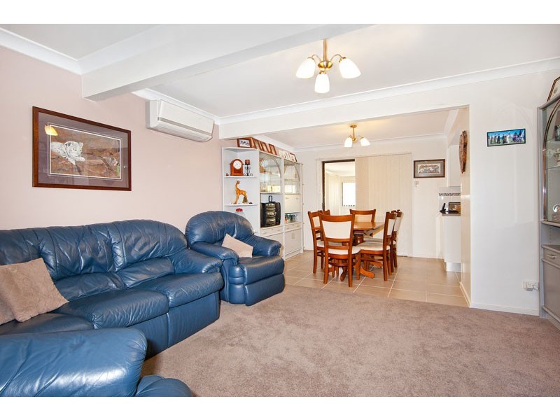 19 Lisa Close, Bateau Bay NSW 2261