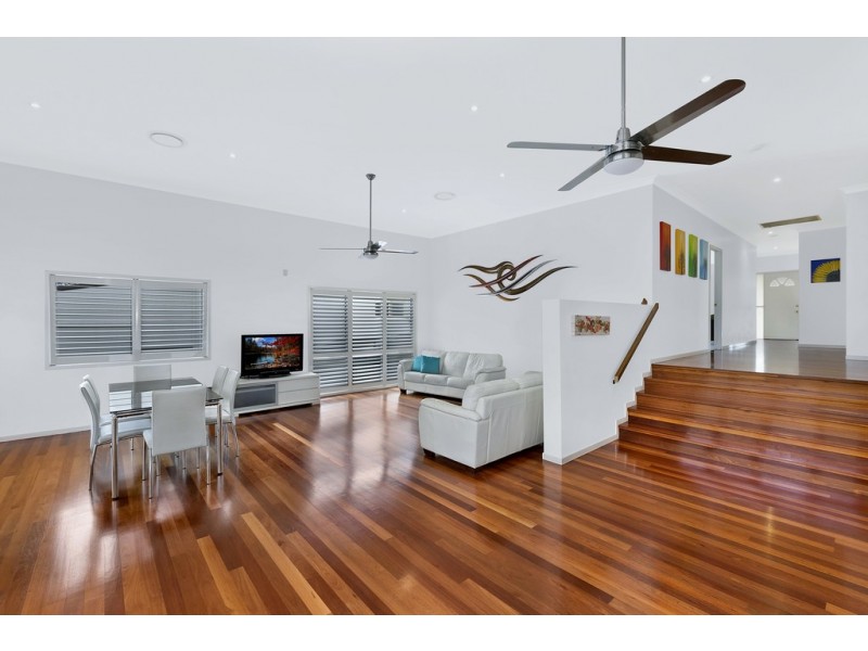 61 Lakin Street, Bateau Bay NSW 2261