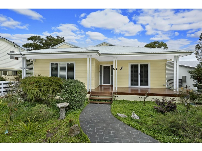 61 Lakin Street, Bateau Bay NSW 2261