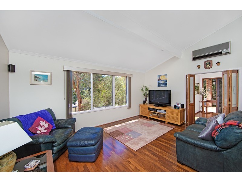 31 Shakespeare Avenue, Bateau Bay NSW 2261