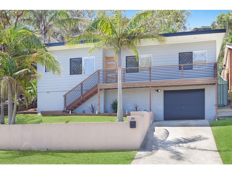 24 Valley View Road, Bateau Bay NSW 2261