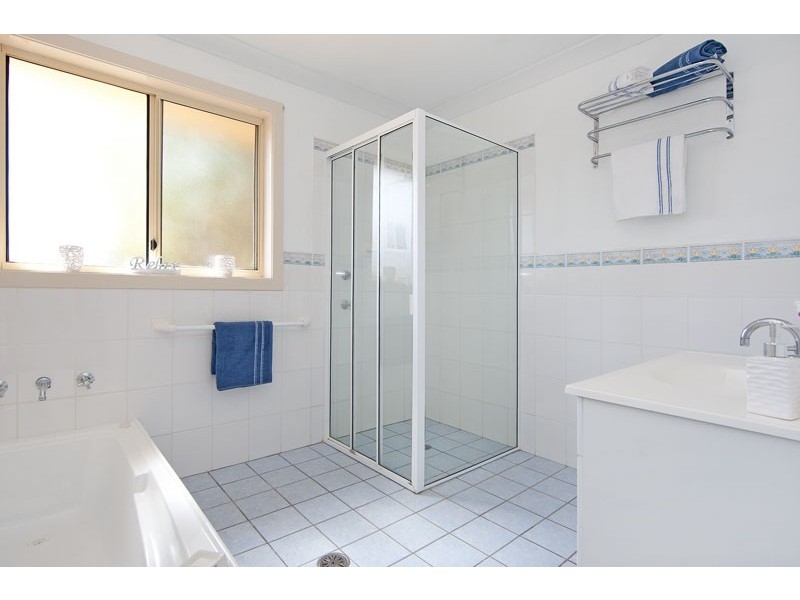 5 Riley Close, Tumbi Umbi NSW 2261