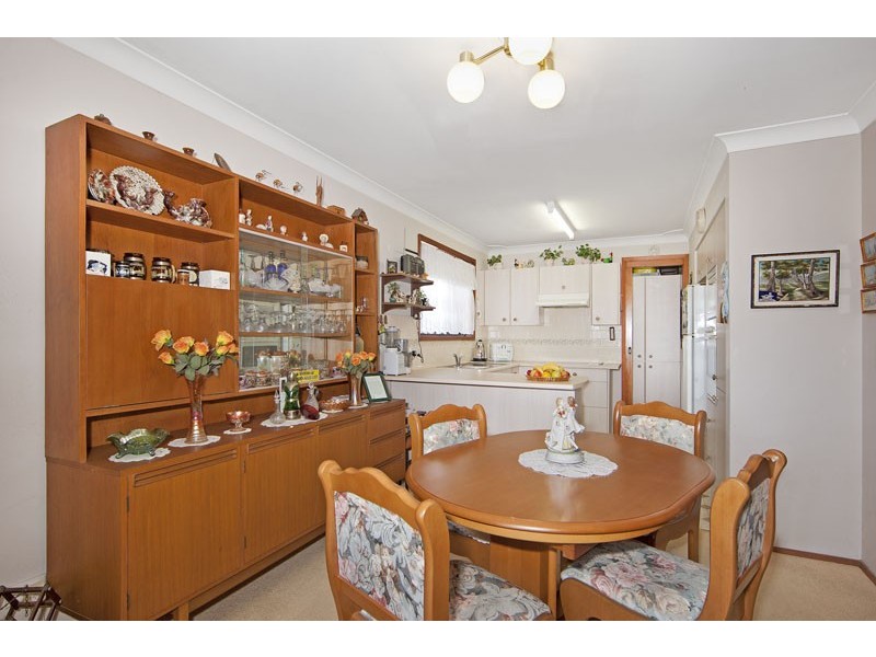 12 Promenade Avenue, Bateau Bay NSW 2261
